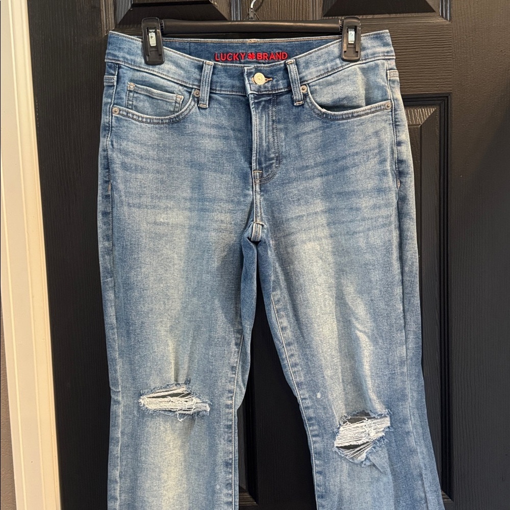 Lucky Brand Women's Distressed Light Blue Cropped Jeans - Picture 2 of 5